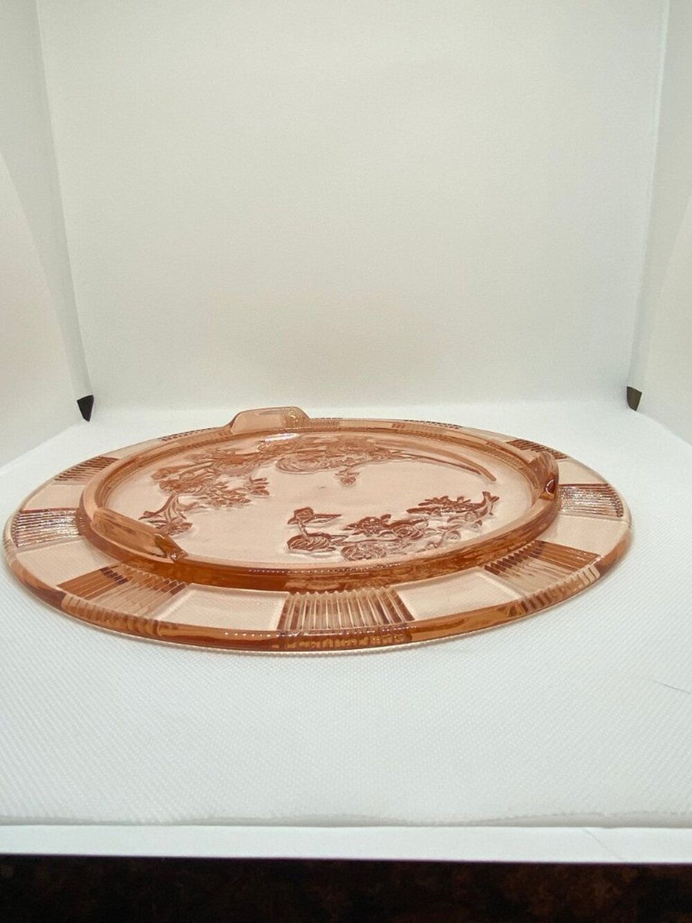 Vintage Pink Ribbed Cake Plate - Picture 3 of 3